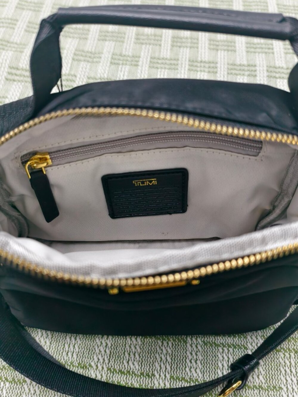 TUMI Alpha Bravo Women’s Crossbody Bag - Picture 7 of 8